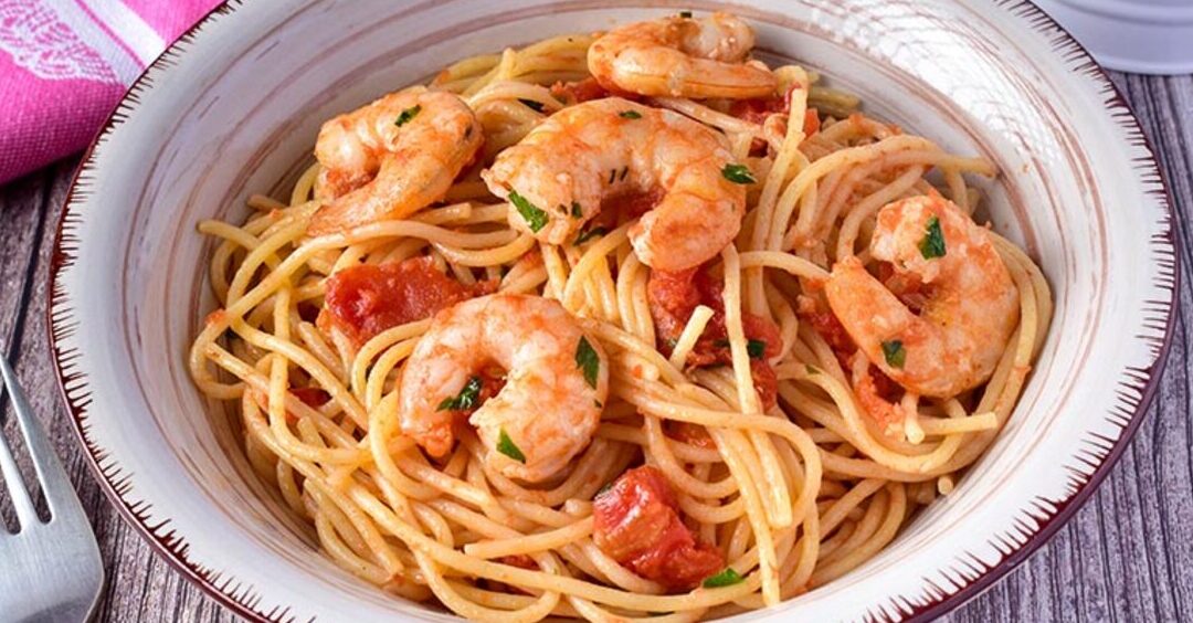 espaguetis-con-camarones%20(1)%20(1).jpg